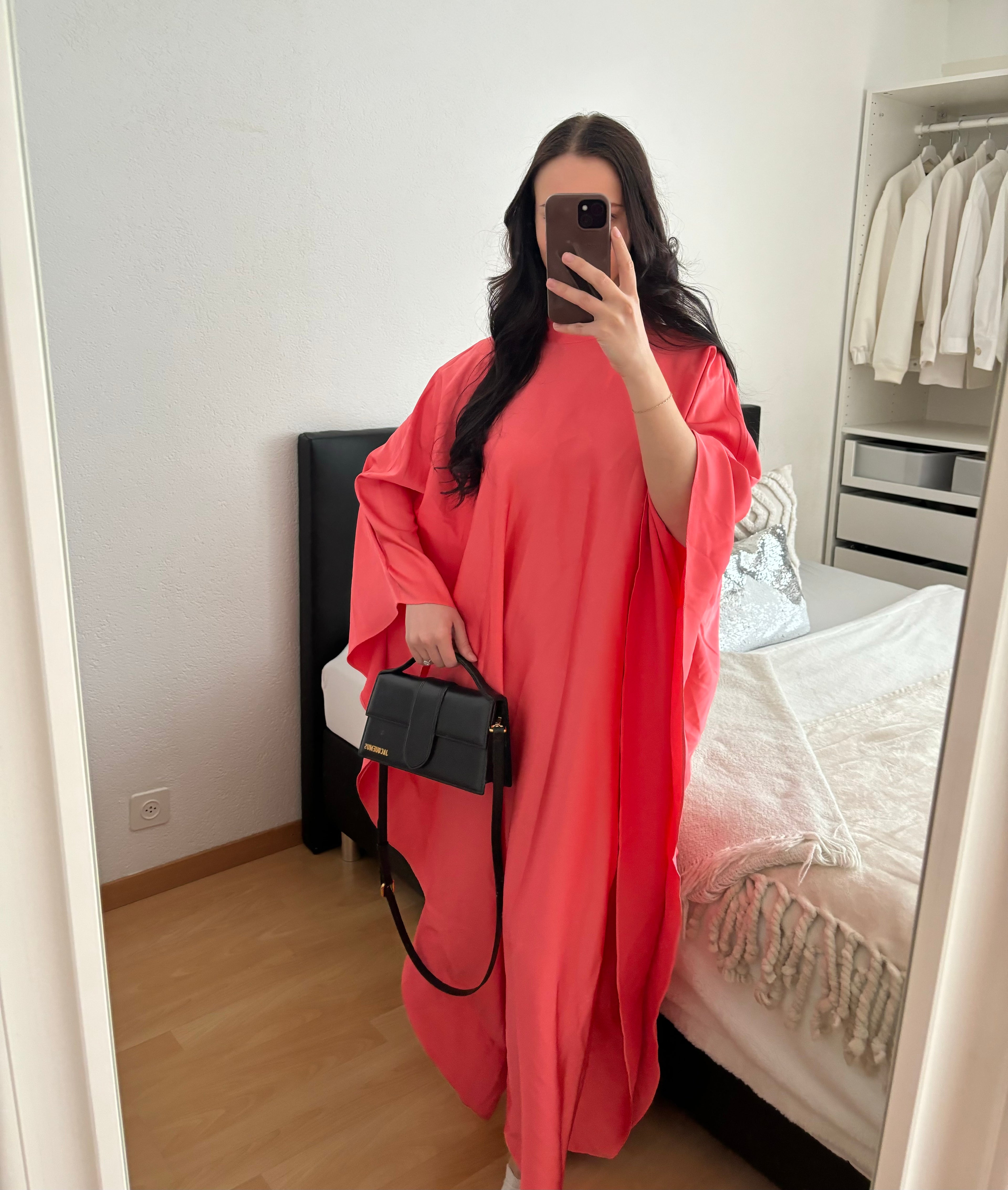 Robe H&M taille XS (peut aller pour un S/M/L)