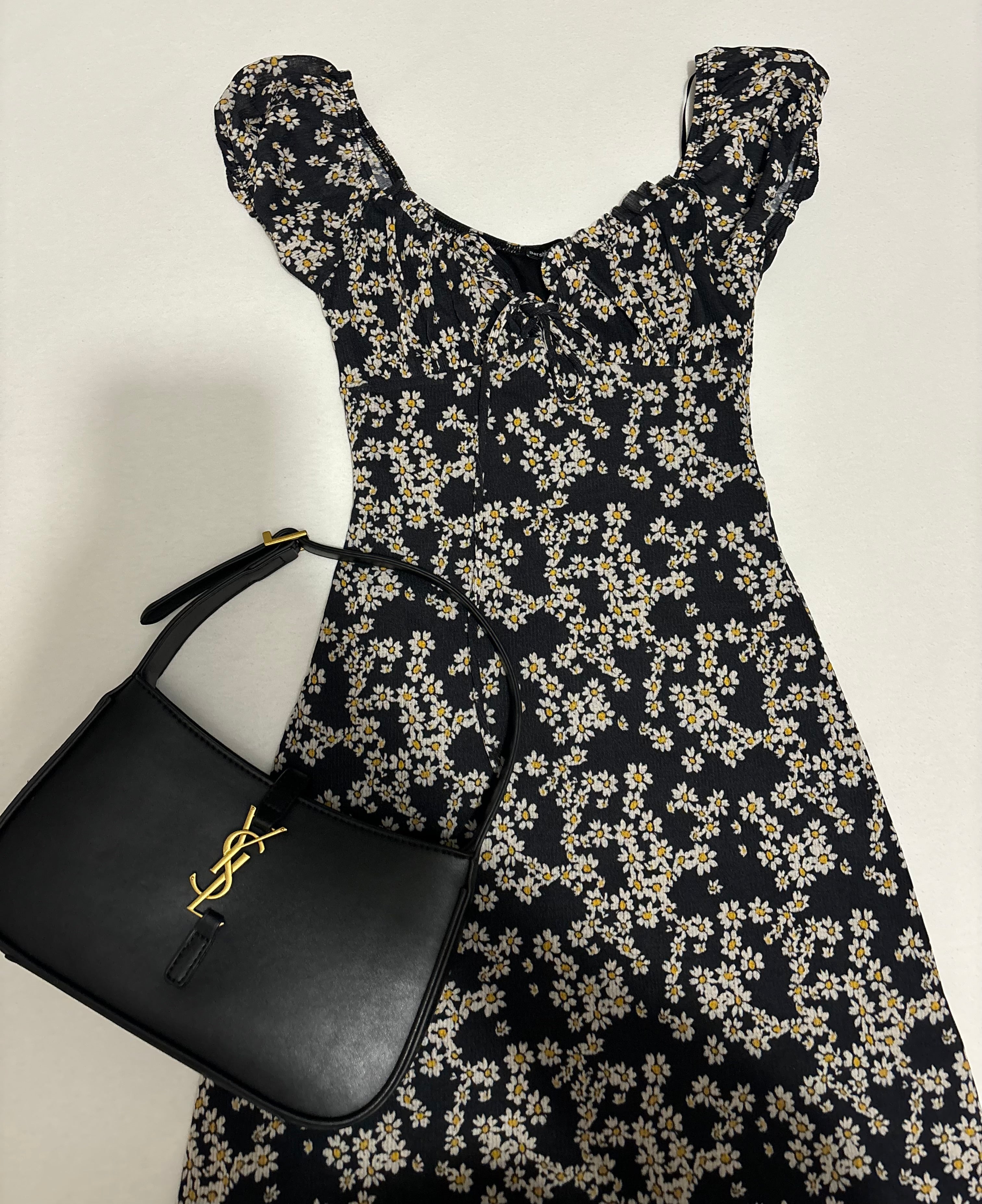 Robe BERSHKA taille XS