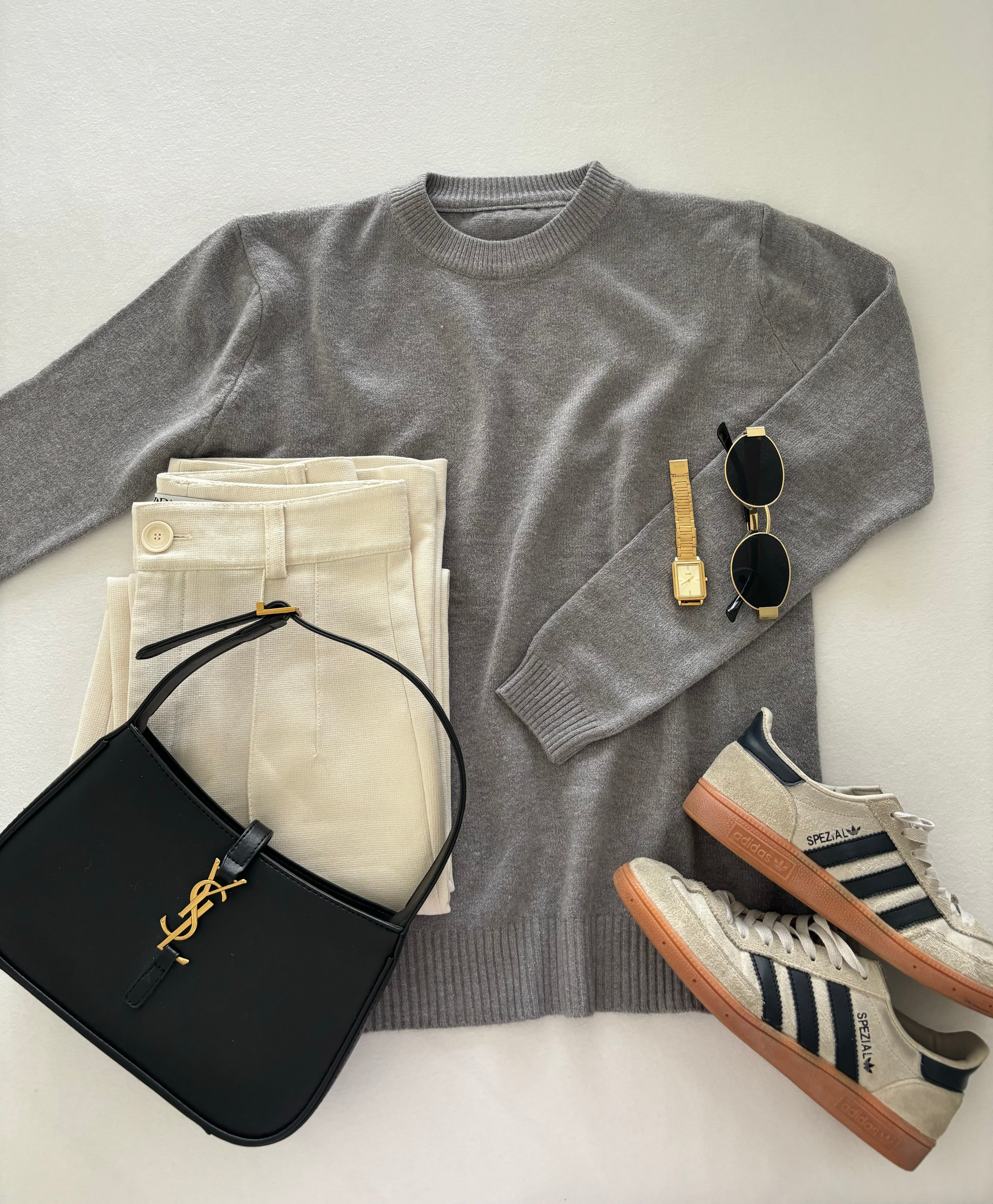 Pull gris taille S/M