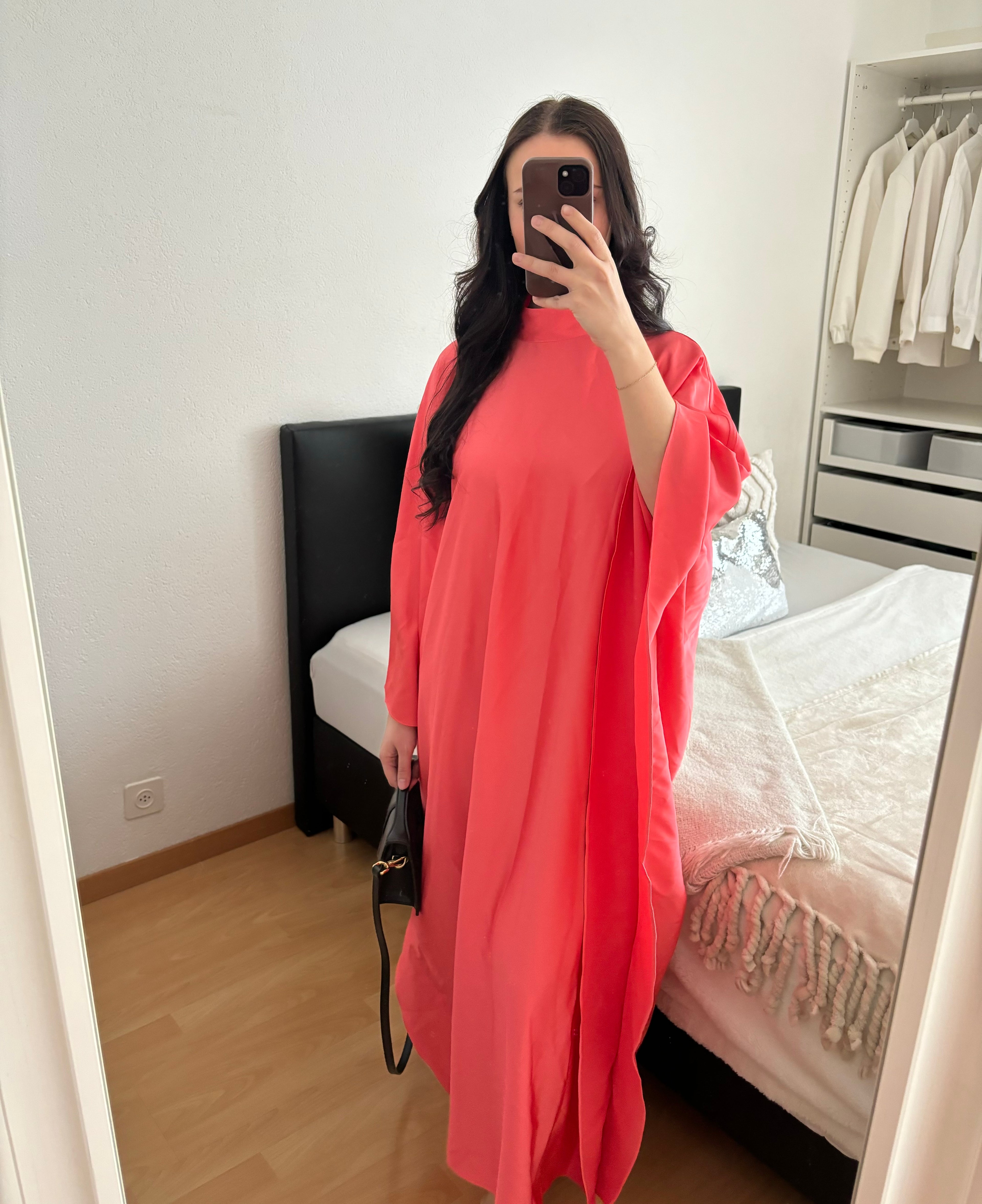 Robe H&M taille XS (peut aller pour un S/M/L)
